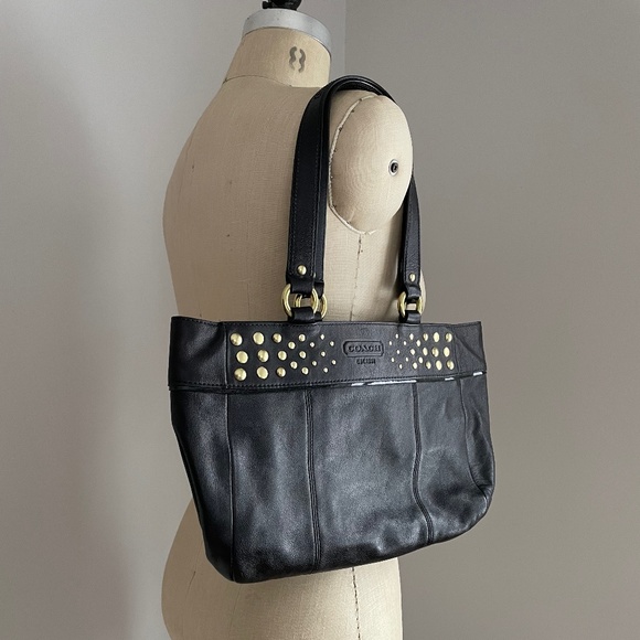 Coach Black Leather Shoulder Handbag - Picture 1 of 7